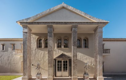 Resale - House - Detached Villa - Marbella - Sierra Blanca