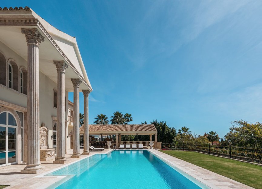 Resale - House - Detached Villa - Marbella - Sierra Blanca