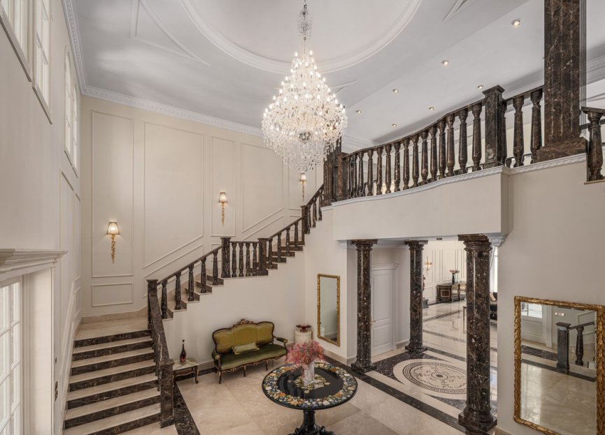 Resale - House - Detached Villa - Marbella - Sierra Blanca