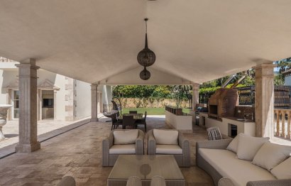 Resale - House - Detached Villa - Marbella - Sierra Blanca