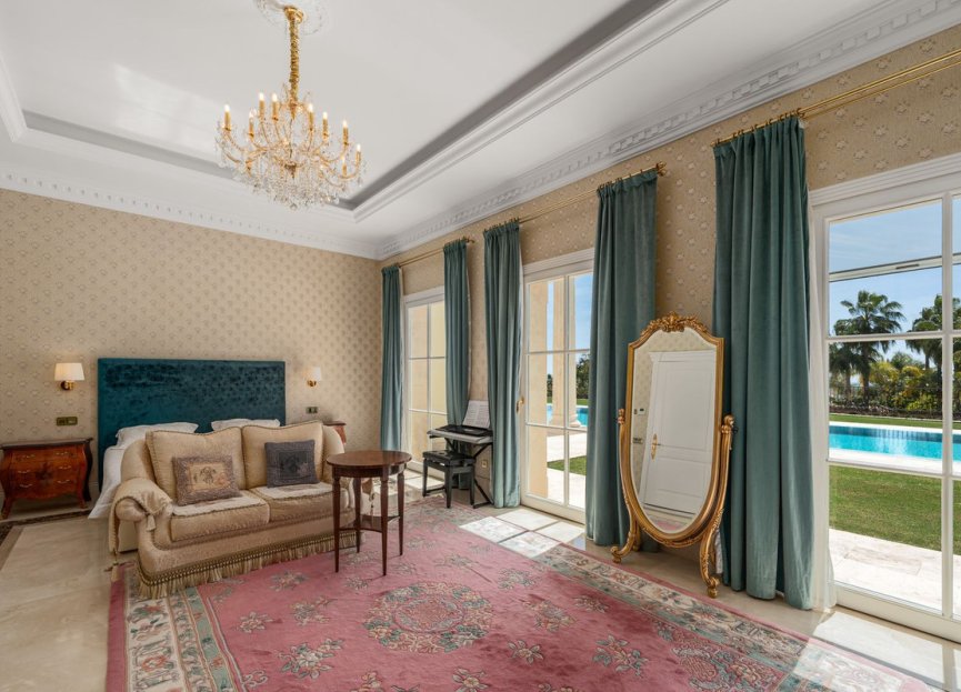 Resale - House - Detached Villa - Marbella - Sierra Blanca