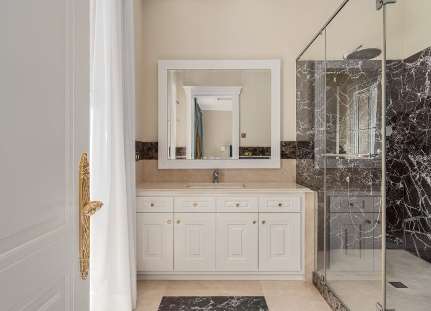 Resale - House - Detached Villa - Marbella - Sierra Blanca