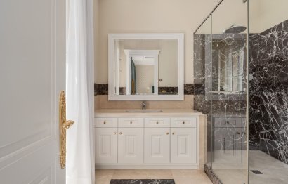 Resale - House - Detached Villa - Marbella - Sierra Blanca