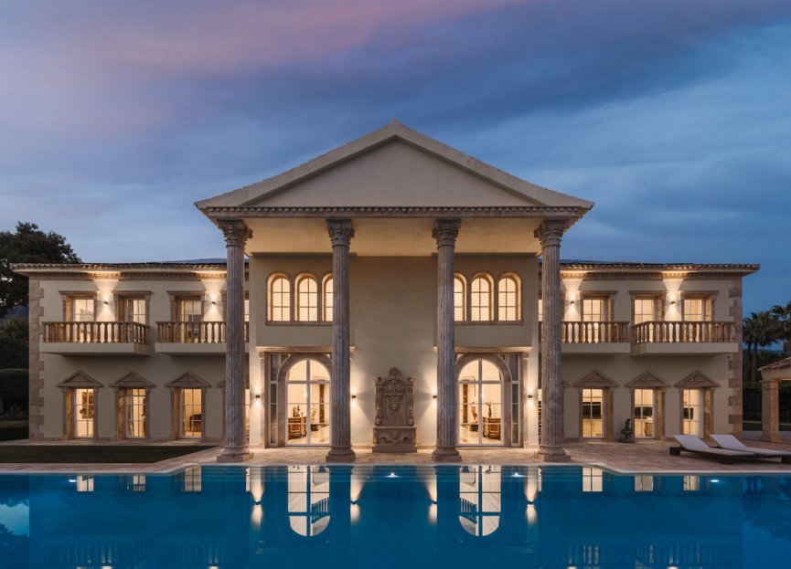 Resale - House - Detached Villa - Marbella - Sierra Blanca