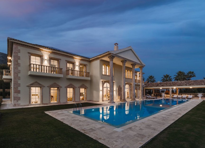 Resale - House - Detached Villa - Marbella - Sierra Blanca