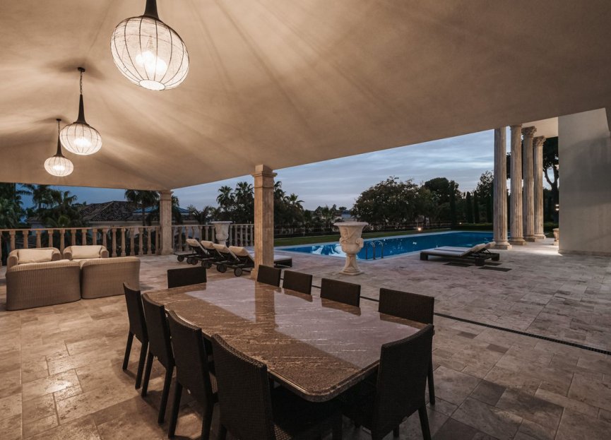 Resale - House - Detached Villa - Marbella - Sierra Blanca