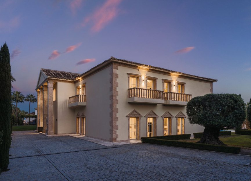 Resale - House - Detached Villa - Marbella - Sierra Blanca