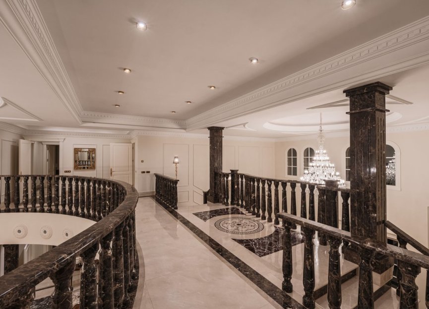 Resale - House - Detached Villa - Marbella - Sierra Blanca