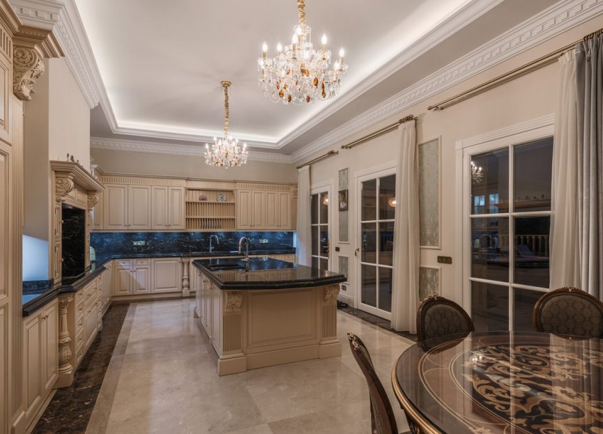 Resale - House - Detached Villa - Marbella - Sierra Blanca