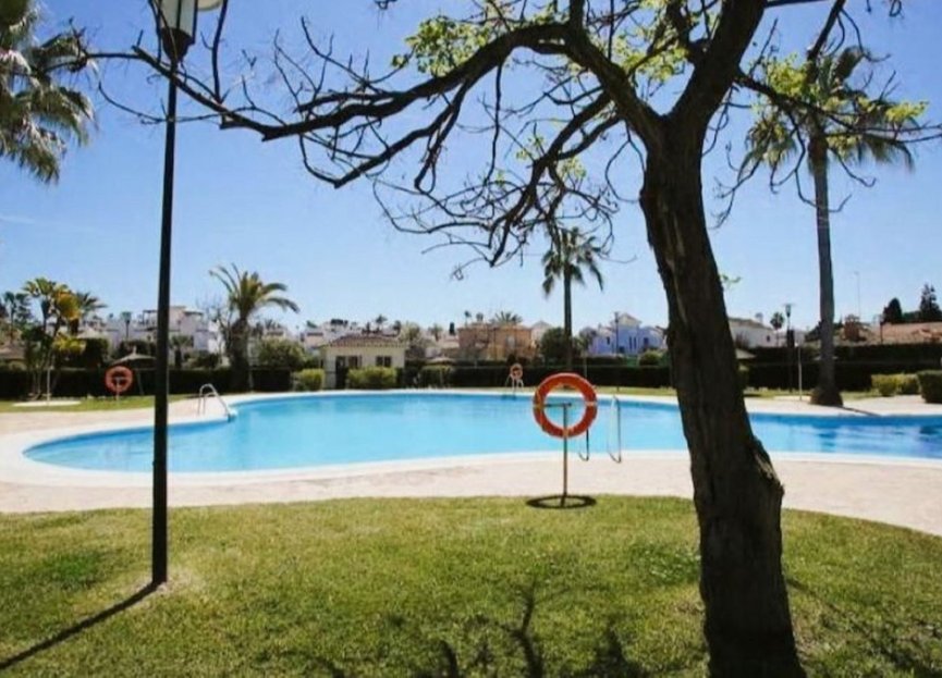 Resale - Apartment - Middle Floor Apartment - Marbella - San Pedro De Alcantara