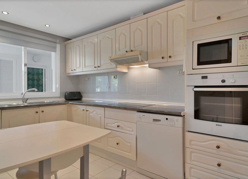 Resale - Ground floor apartment - Estepona - New Golden Mile