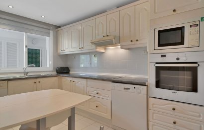 Resale - Ground floor apartment - Estepona - New Golden Mile