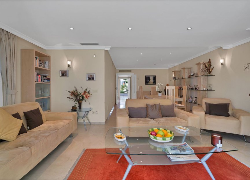 Resale - Ground floor apartment - Estepona - New Golden Mile