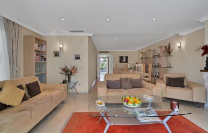 Resale - Ground floor apartment - Estepona - New Golden Mile