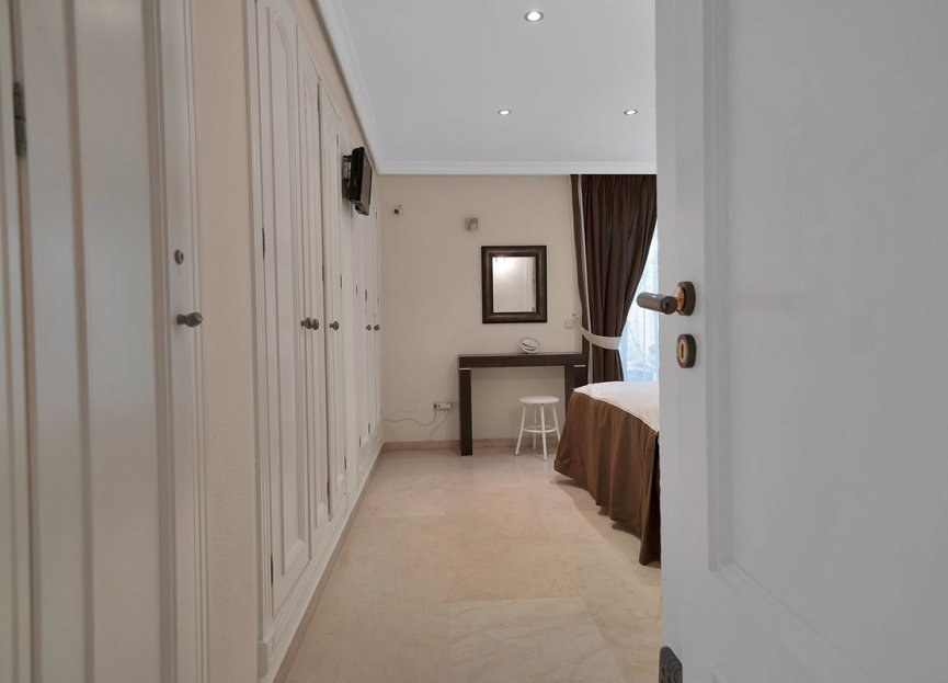 Resale - Ground floor apartment - Estepona - New Golden Mile