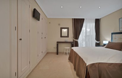 Resale - Ground floor apartment - Estepona - New Golden Mile