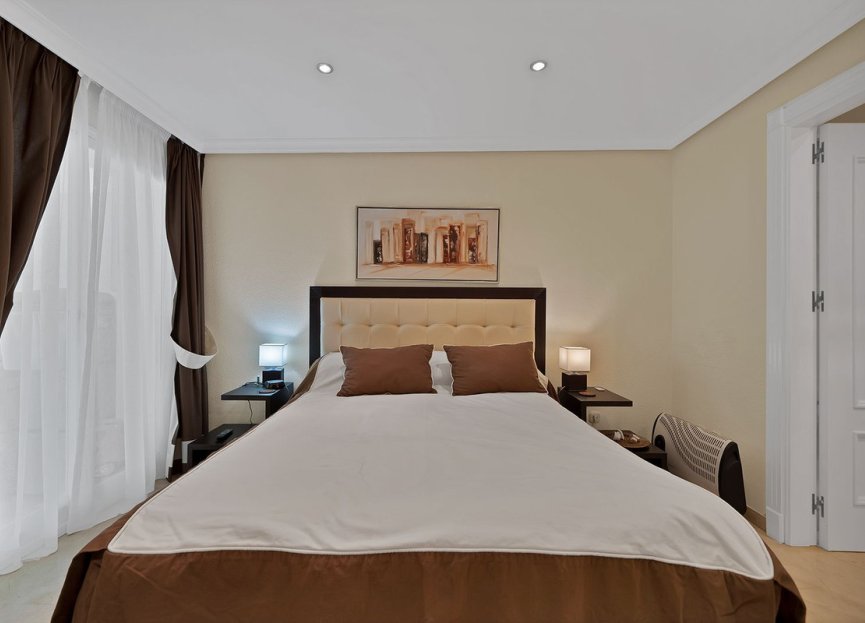 Resale - Ground floor apartment - Estepona - New Golden Mile