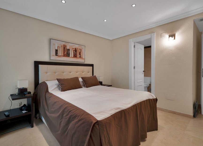 Resale - Ground floor apartment - Estepona - New Golden Mile