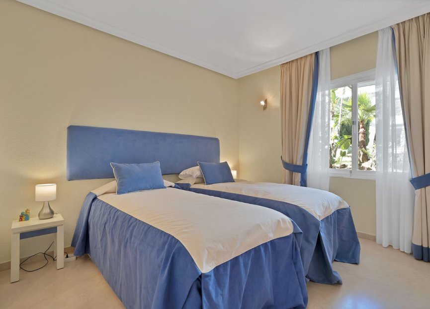 Resale - Ground floor apartment - Estepona - New Golden Mile