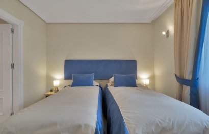 Resale - Ground floor apartment - Estepona - New Golden Mile