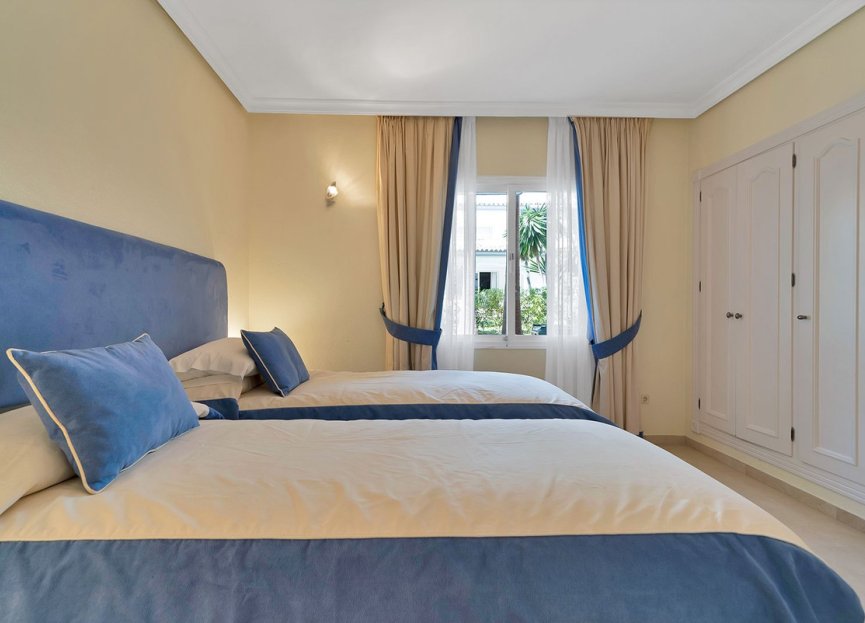 Resale - Ground floor apartment - Estepona - New Golden Mile