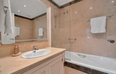 Resale - Ground floor apartment - Estepona - New Golden Mile