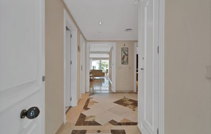 Resale - Ground floor apartment - Estepona - New Golden Mile