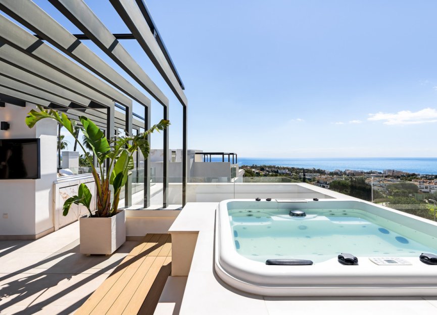 Reventa - House - Semi-Detached House - Marbella - Sierra Blanca