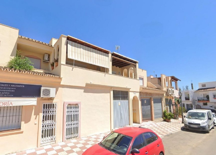 Resale - Apartment - Middle Floor Apartment - Estepona - Cancelada