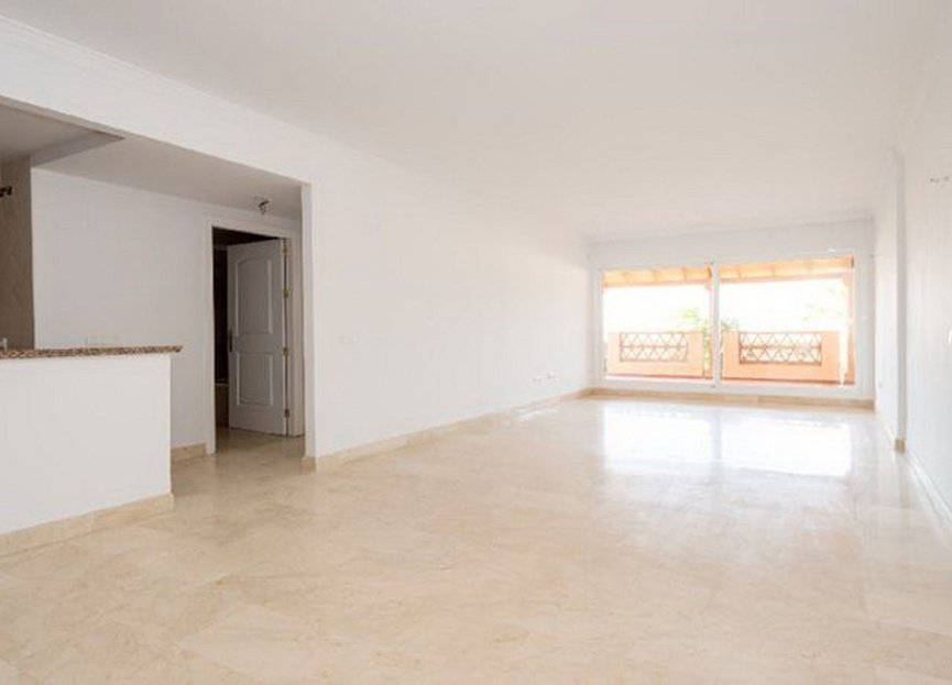 Reventa - Ground floor apartment - Marbella - Marbella Centro