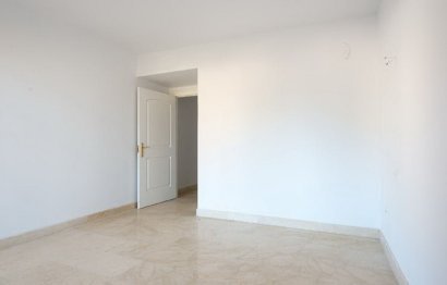 Reventa - Ground floor apartment - Marbella - Marbella Centro