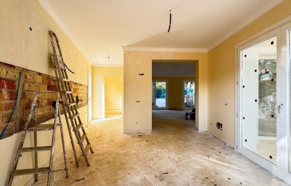 Resale - House - Detached Villa - Marbella - Las Chapas