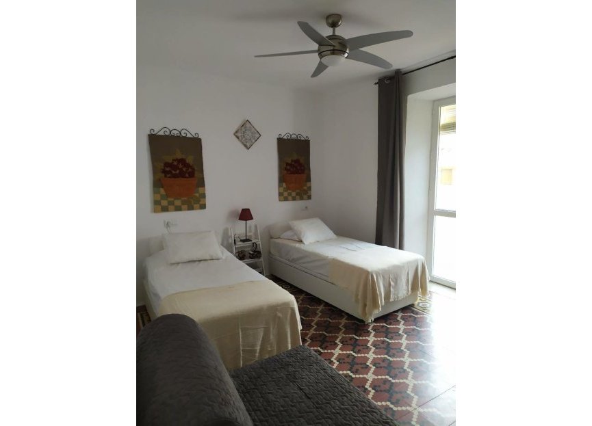 Resale - House - Townhouse - Estepona - Estepona Centro