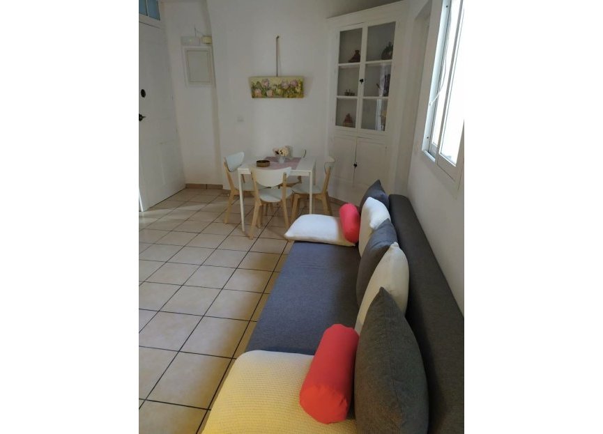 Resale - House - Townhouse - Estepona - Estepona Centro