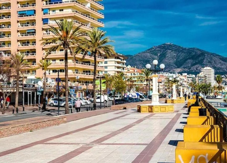 Resale - Apartment - Top Floor Apartment - Fuengirola - Los Boliches