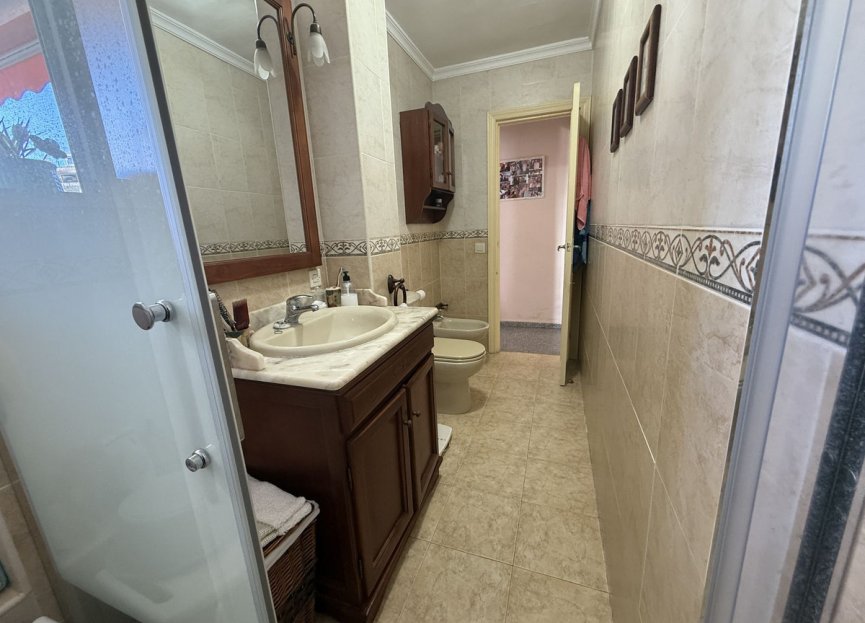 Resale - Apartment - Middle Floor Apartment - Marbella - Marbella Centro