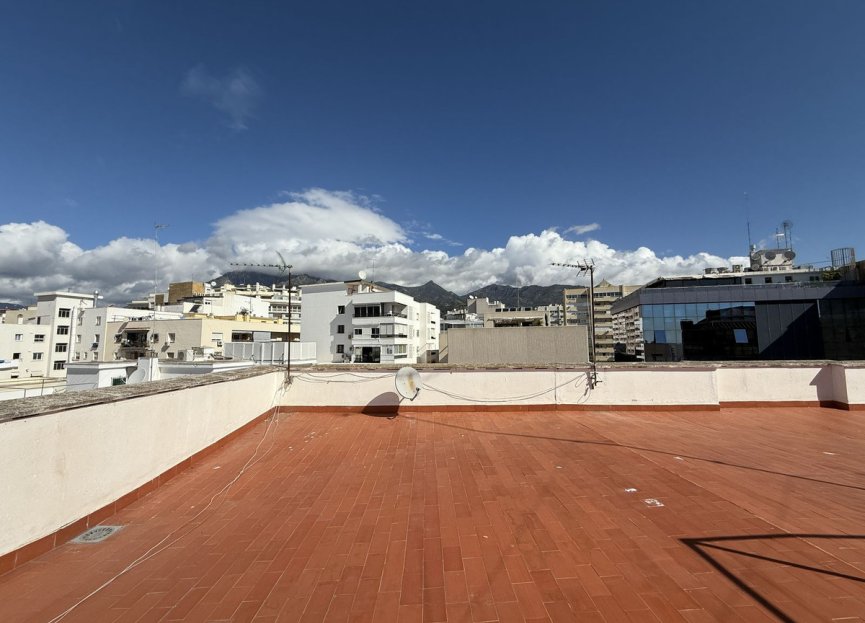 Resale - Apartment - Middle Floor Apartment - Marbella - Marbella Centro