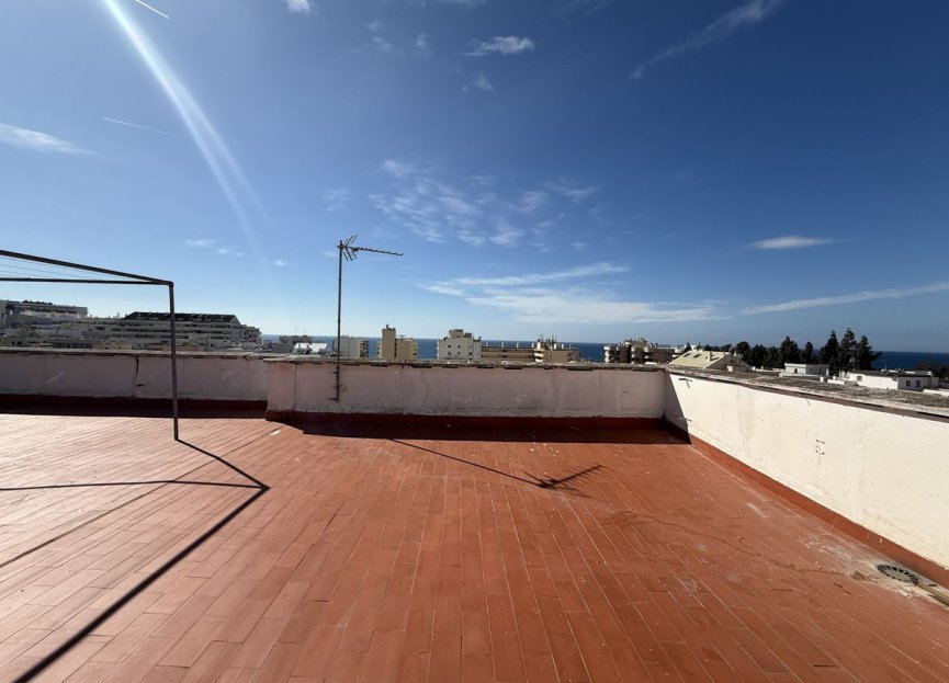 Resale - Apartment - Middle Floor Apartment - Marbella - Marbella Centro