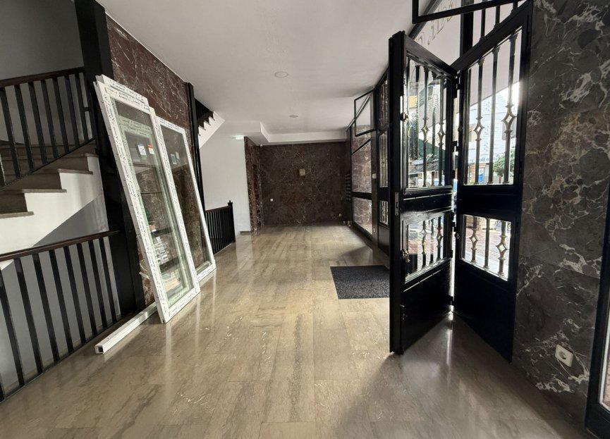 Resale - Apartment - Middle Floor Apartment - Marbella - Marbella Centro