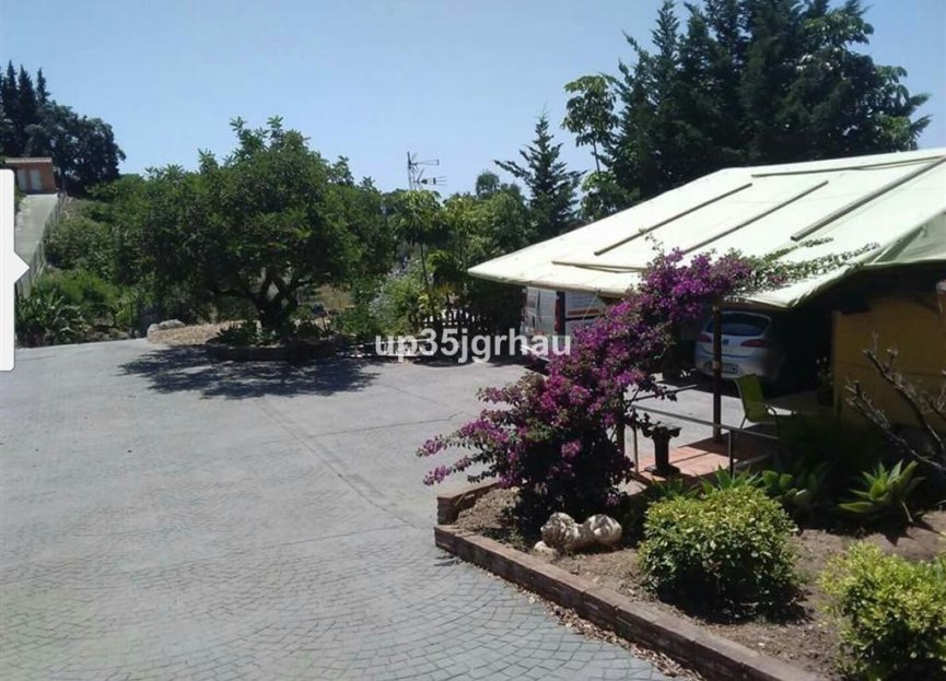 Resale - Ground floor apartment - Estepona - Estepona Centro