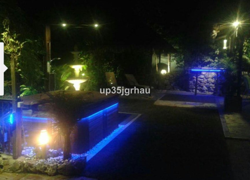 Resale - Ground floor apartment - Estepona - Estepona Centro