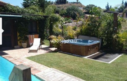 Resale - Ground floor apartment - Estepona - Estepona Centro