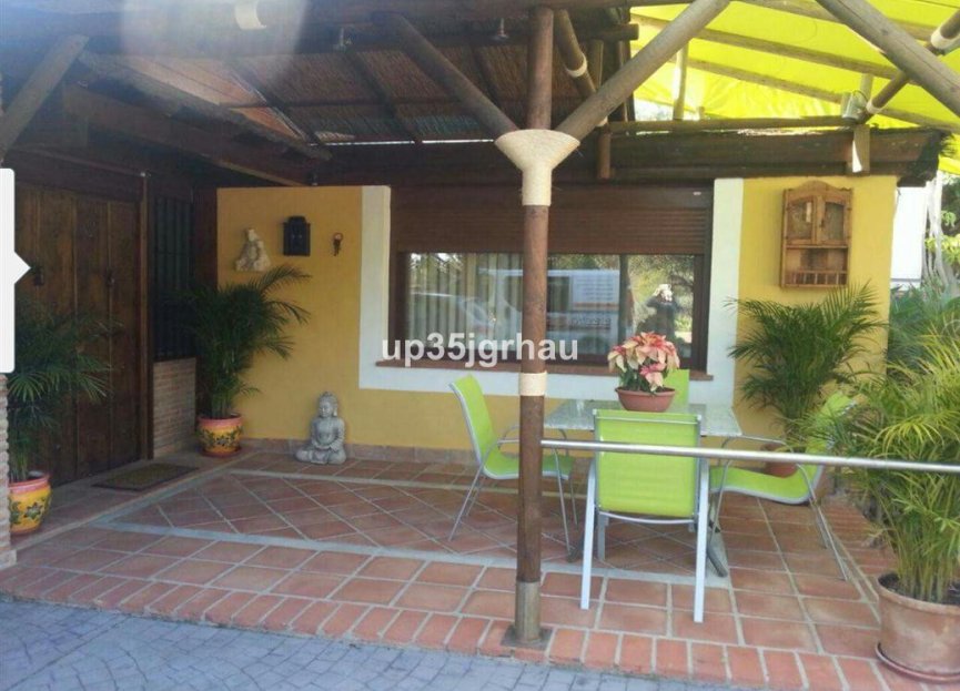 Resale - Ground floor apartment - Estepona - Estepona Centro