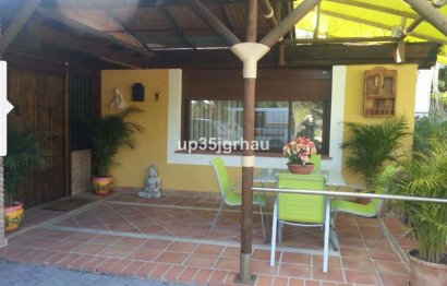 Resale - Ground floor apartment - Estepona - Estepona Centro