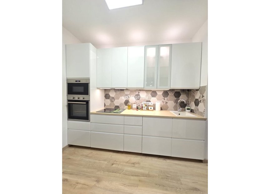 Resale - House - Townhouse - Estepona - Estepona Centro