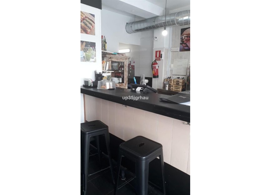 Resale - House - Townhouse - Estepona - Estepona Centro