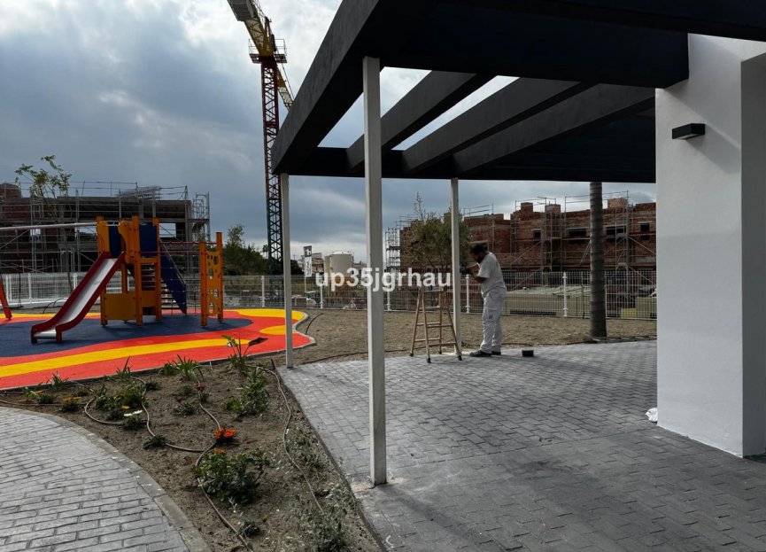 Reventa - Apartment - Top Floor Apartment - Estepona - Estepona Centro