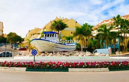 Resale - Apartment - Penthouse - Estepona - Estepona Centro