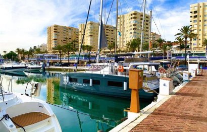 Resale - Apartment - Penthouse - Estepona - Estepona Centro