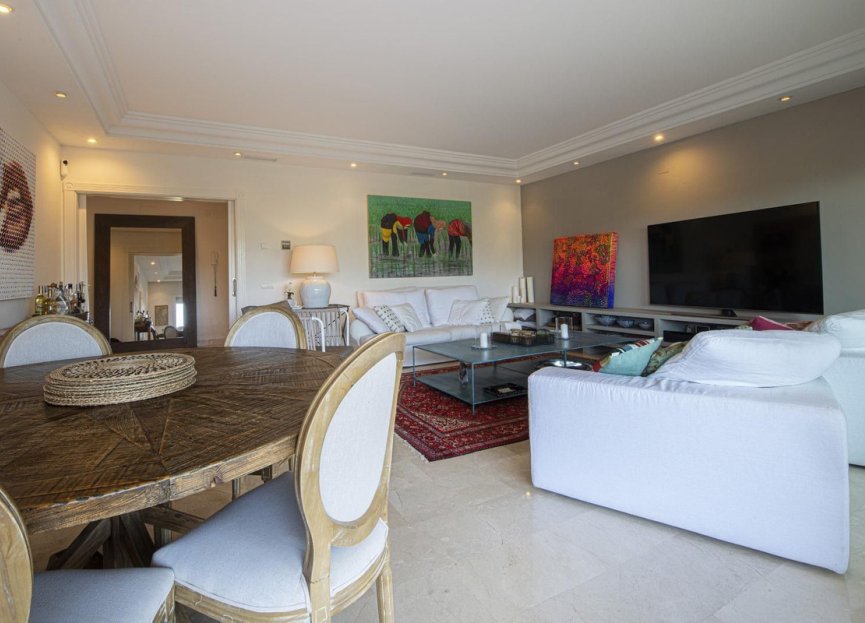 Resale - Ground floor apartment - Marbella - Nueva Andalucia